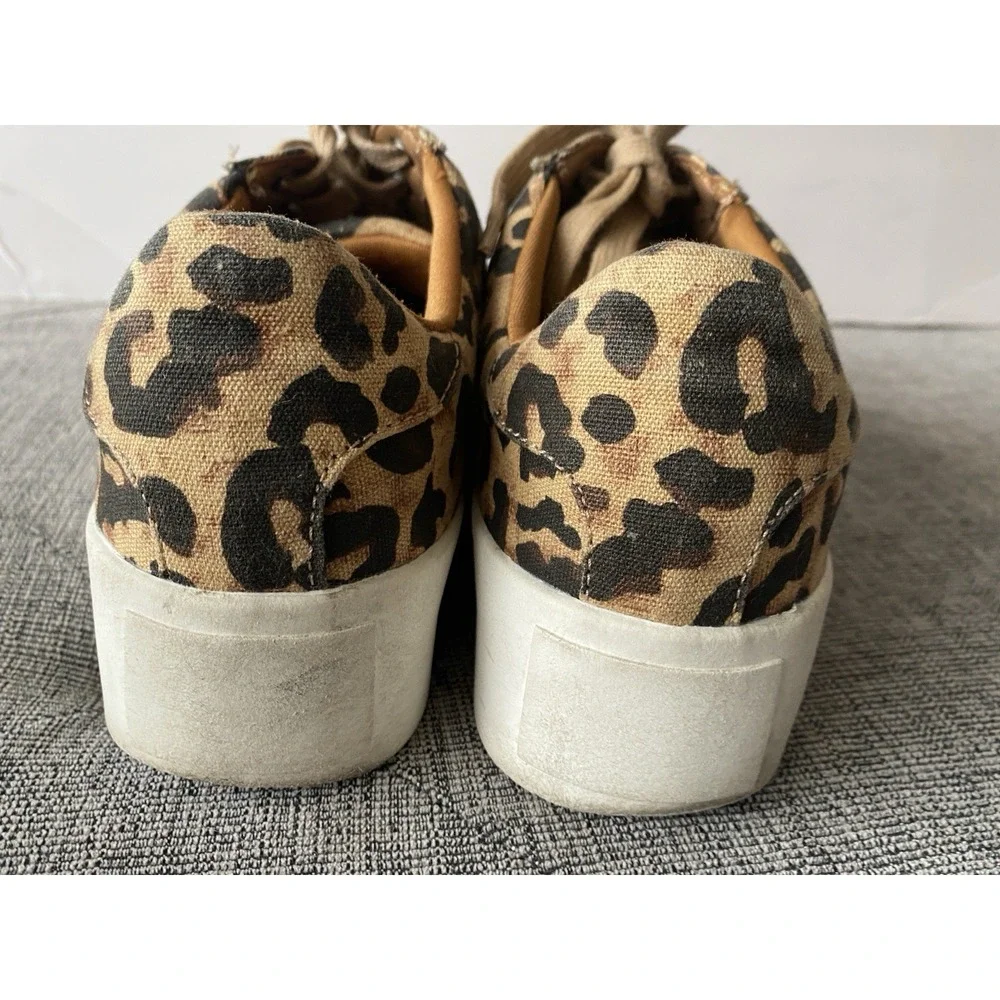 Steve Madden Women's Holmes Platform Leopard Print Sneaker. Size 8.5 - Picture 4 of 7